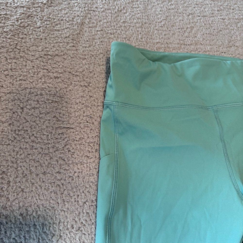 VUORI Stride Legging BASIL Green Size Medium Women's Performance Legging VW429 - Picture 5 of 13